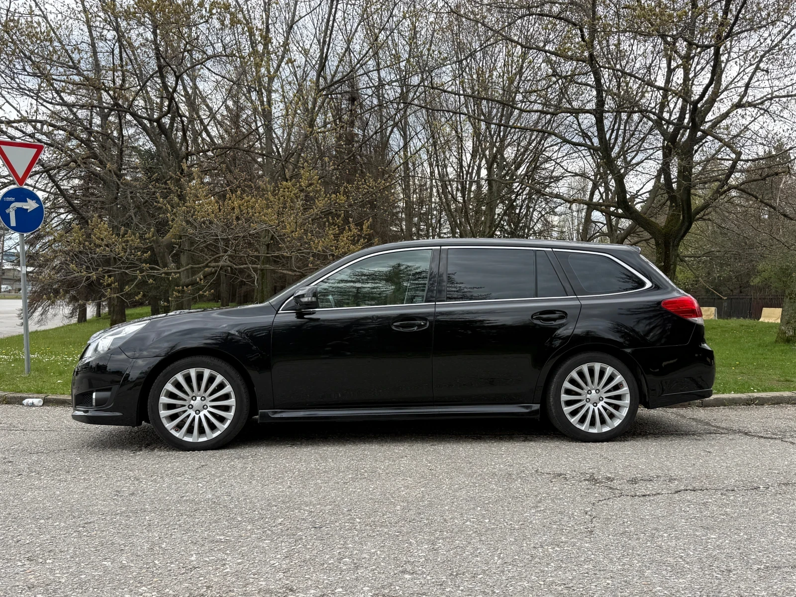 Subaru Legacy 2.5 GT AWD/������! 265�.� �������/ ������ ������ | Mobile.bg � ����������� 5