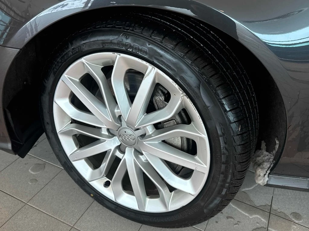 Audi A6 3.0L TDI Technik  CARFAX - изображение 10