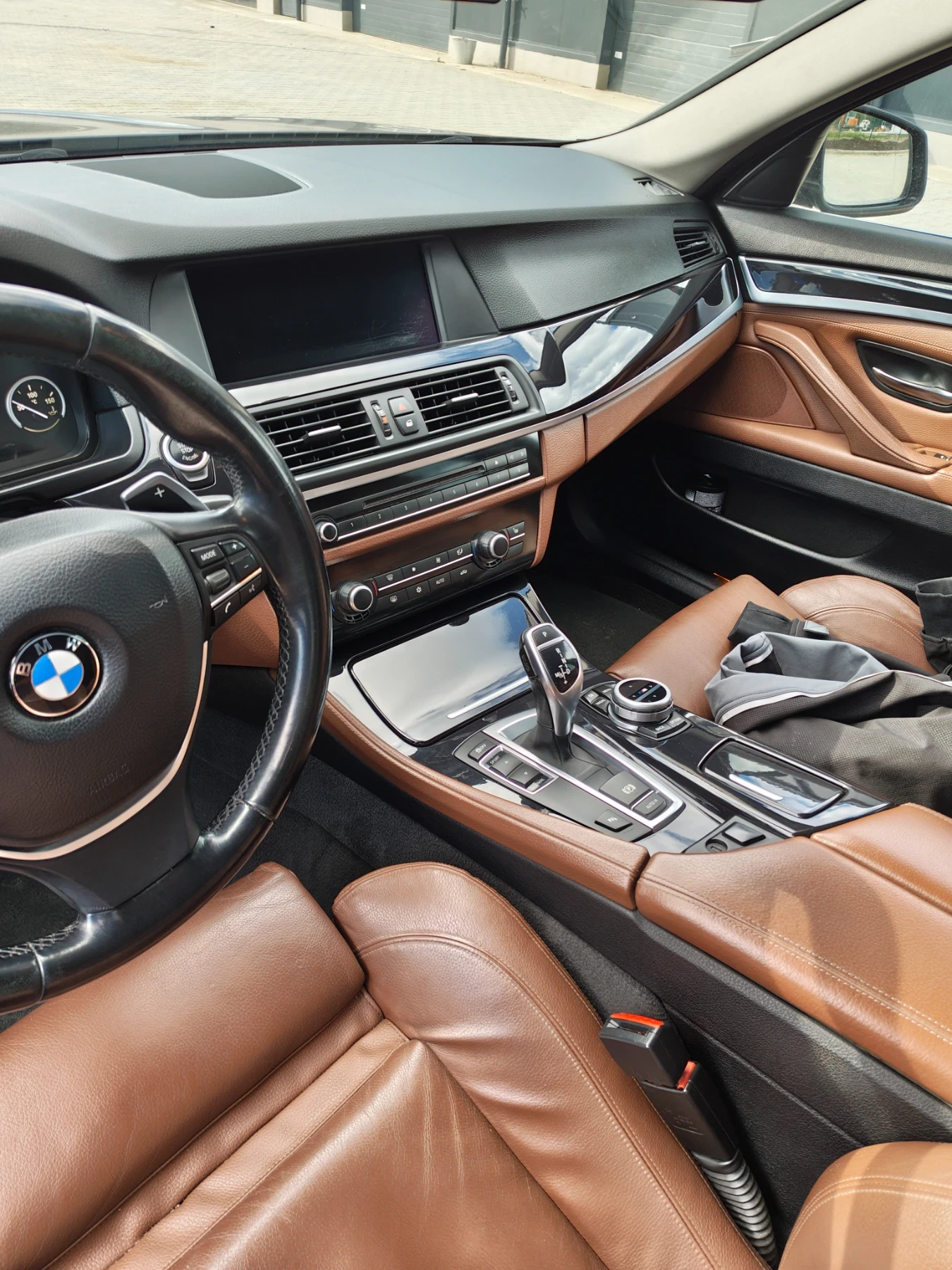 BMW 520, снимка 3 - Автомобили и джипове - 53715627