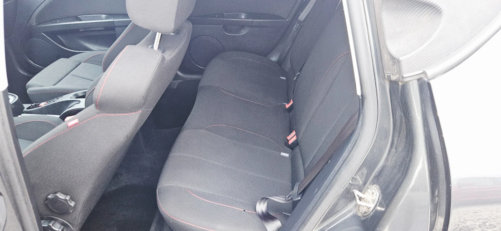 Seat Leon CUPRA* FR* NAVI* AVTOMAT* 2.0TDI* 170ks* COMMONRAI | Mobile.bg � ����������� 12