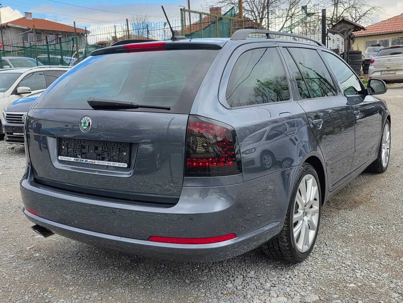 Skoda Octavia 2.0TDI 170K.C. VRS / АВТОМАТ / ПОЛУ КОЖА , снимка 4 - Автомобили и джипове - 54086113
