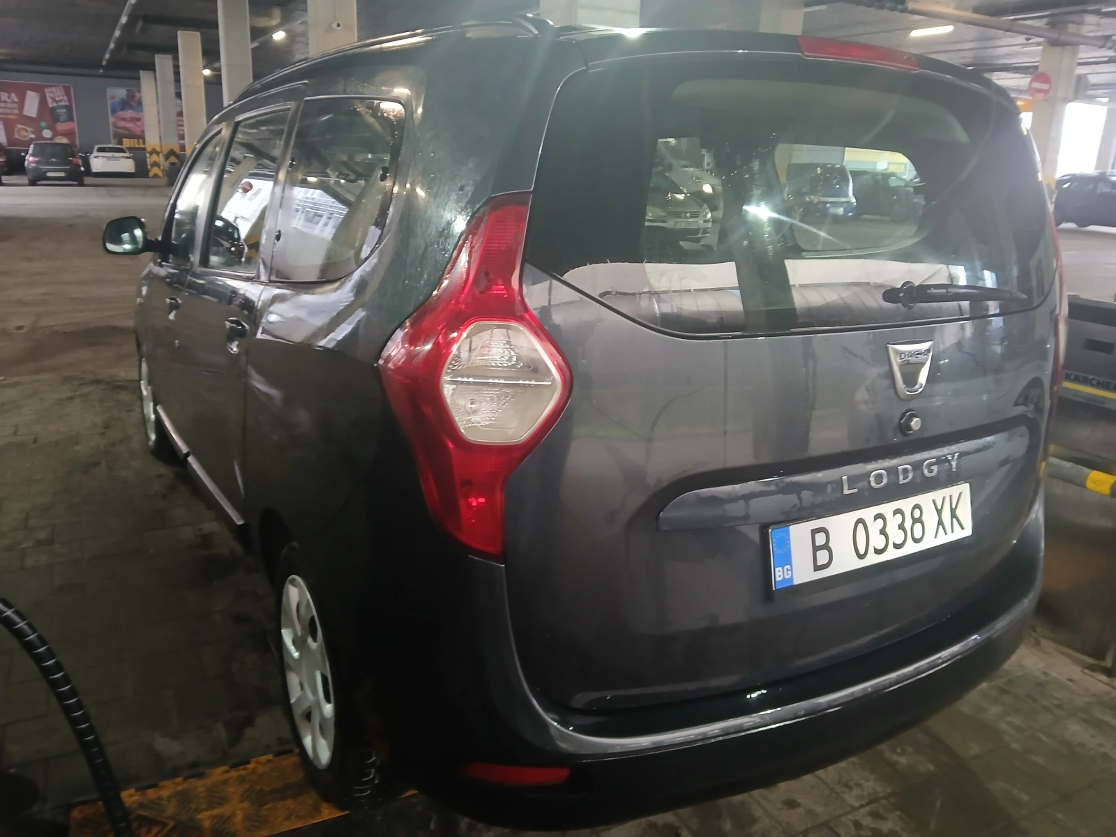 Dacia Lodgy 1.5DCI, снимка 4 - Автомобили и джипове - 54235246