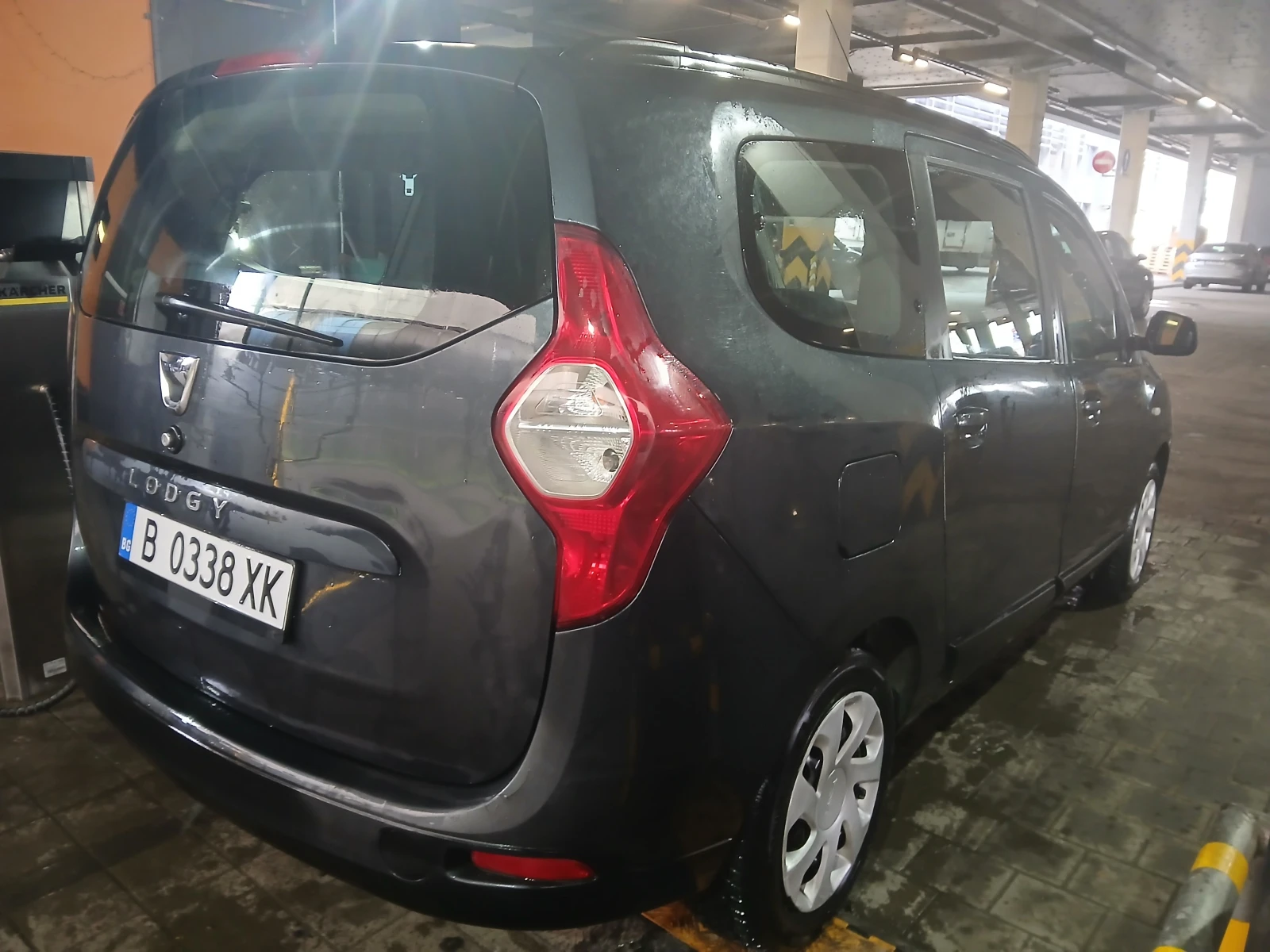 Dacia Lodgy 1.5DCI, снимка 5 - Автомобили и джипове - 54235246