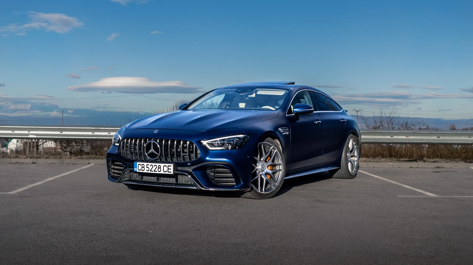 Mercedes-Benz AMG GT 63s 4matic+ / Ceramic / Designo / Manufaktur /Full