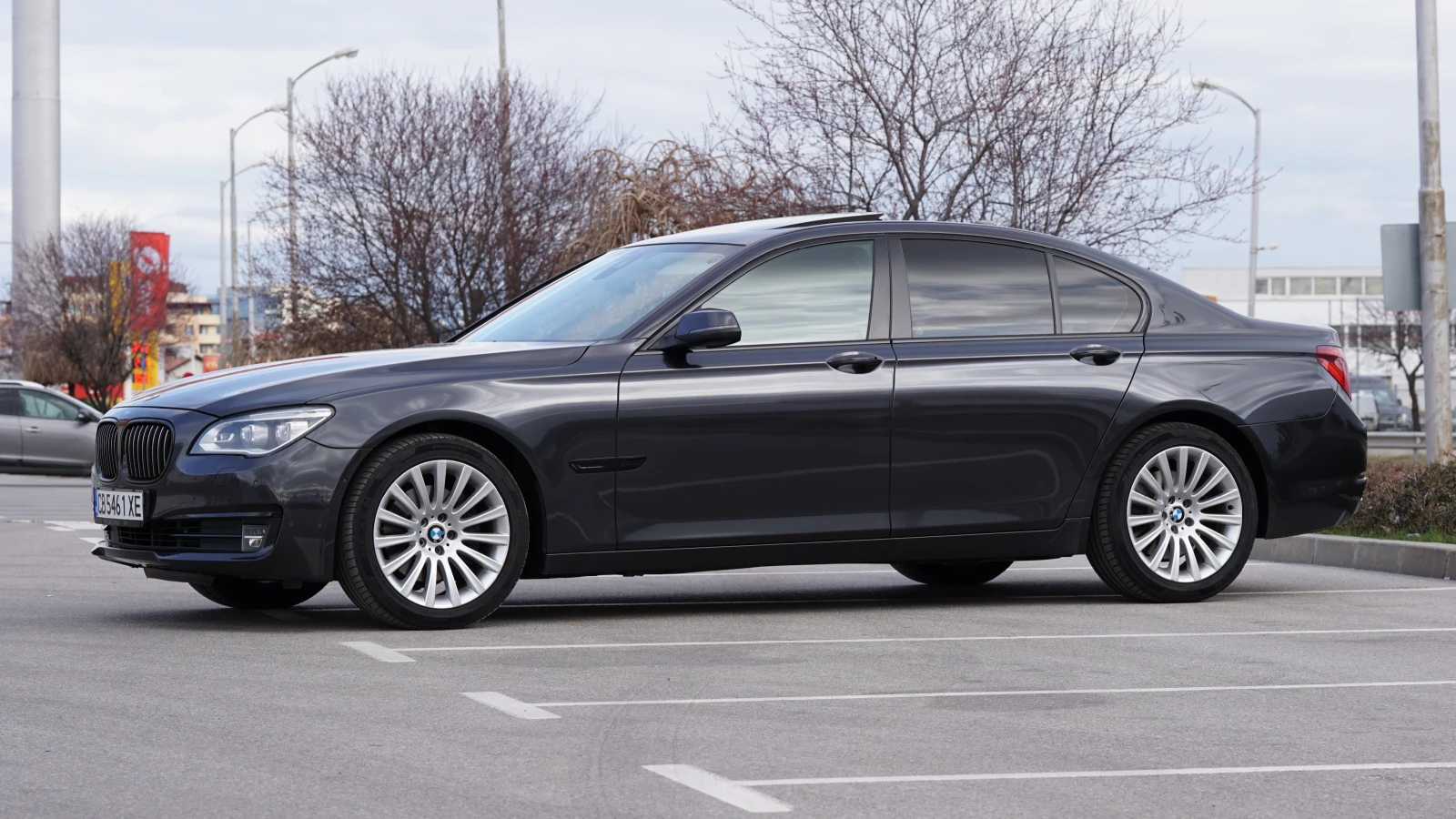 BMW 740 X Drive, снимка 2 - Автомобили и джипове - 54799567
