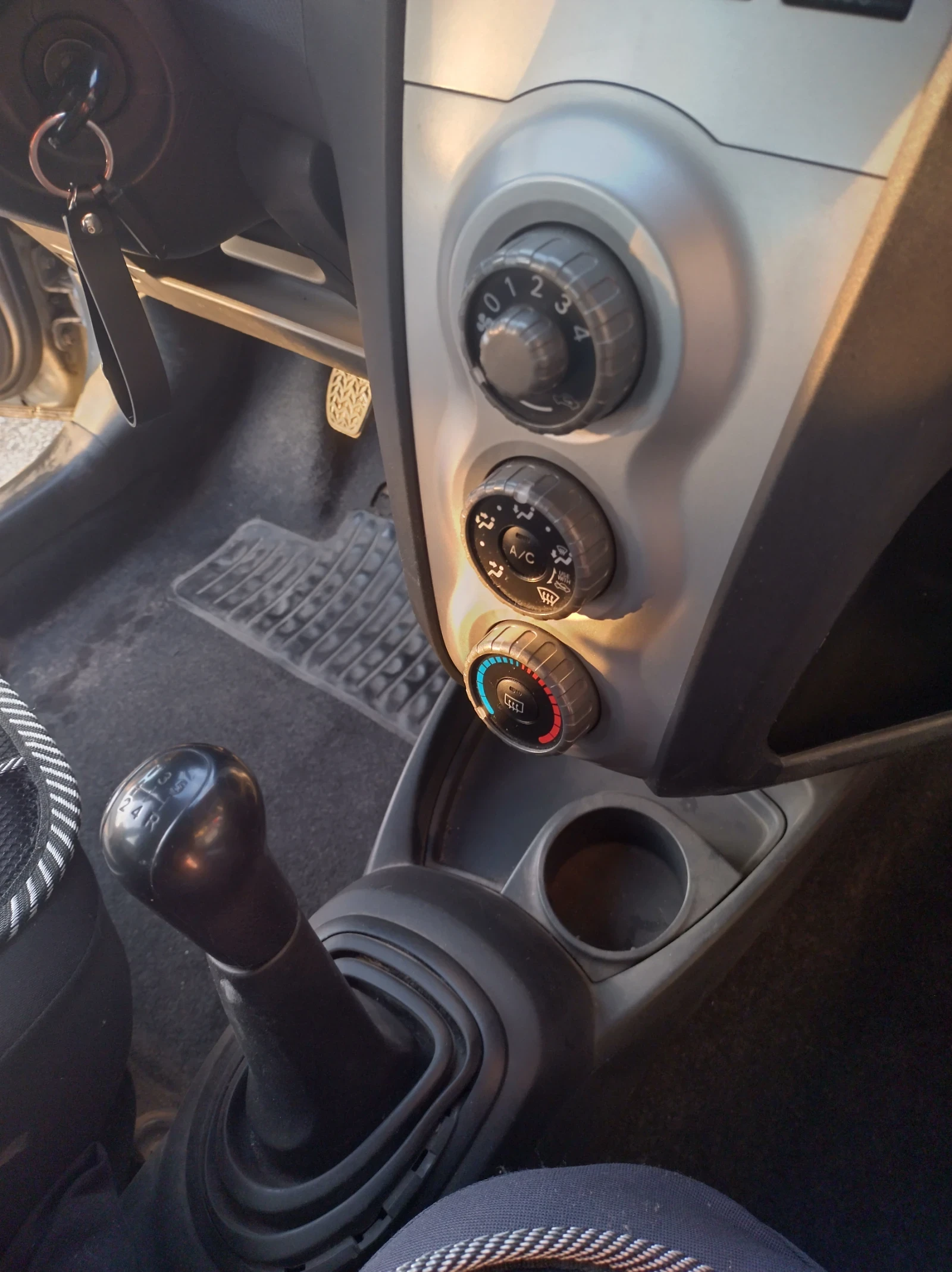 Toyota Yaris | Mobile.bg � ����������� 8