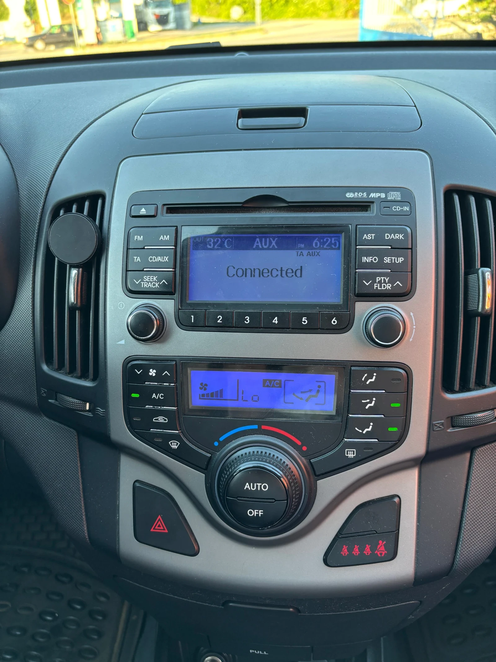 Hyundai I30 Газ/Бензин, снимка 14 - Автомобили и джипове - 55093285