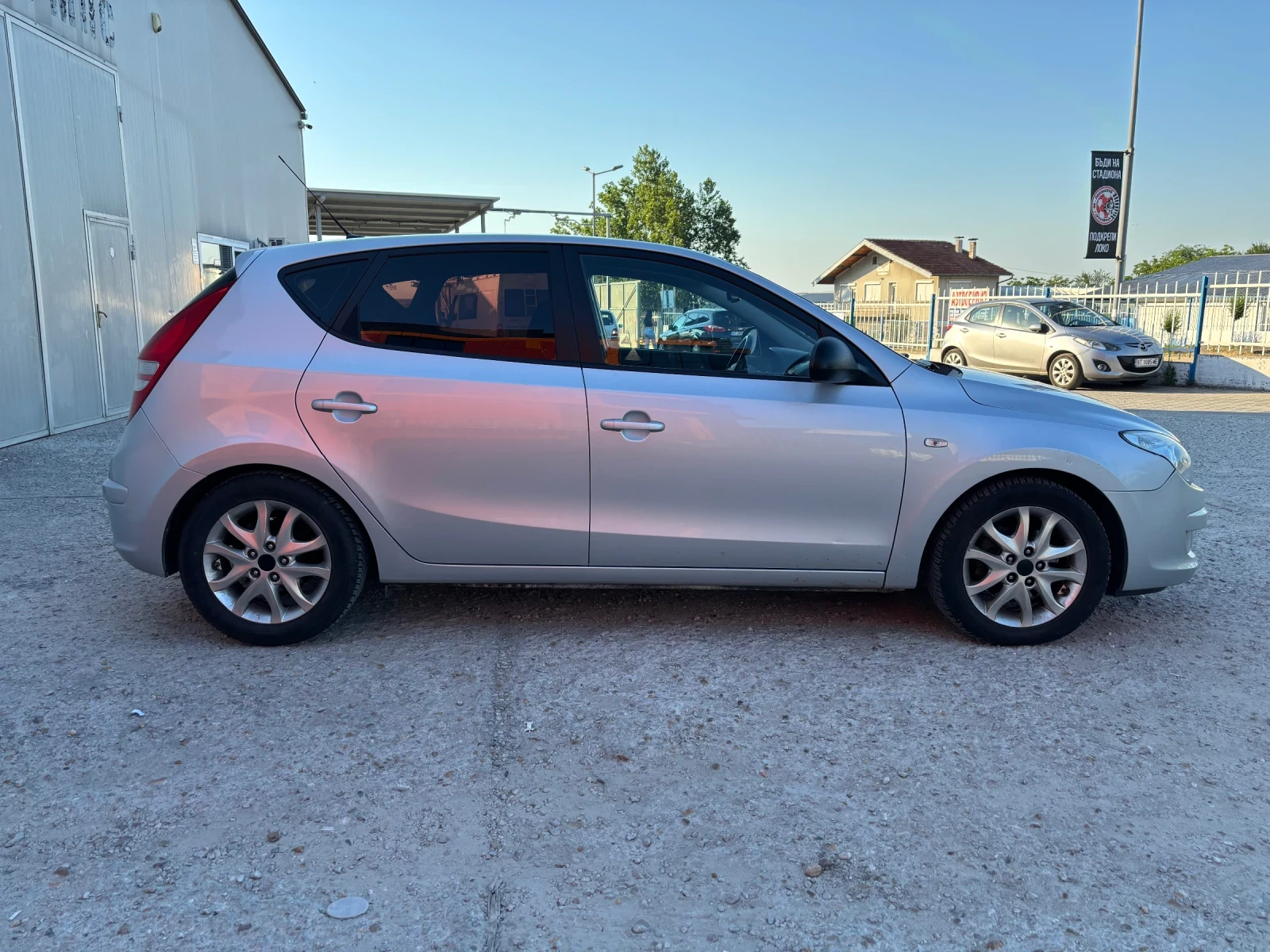 Hyundai I30 Газ/Бензин, снимка 4 - Автомобили и джипове - 55093285