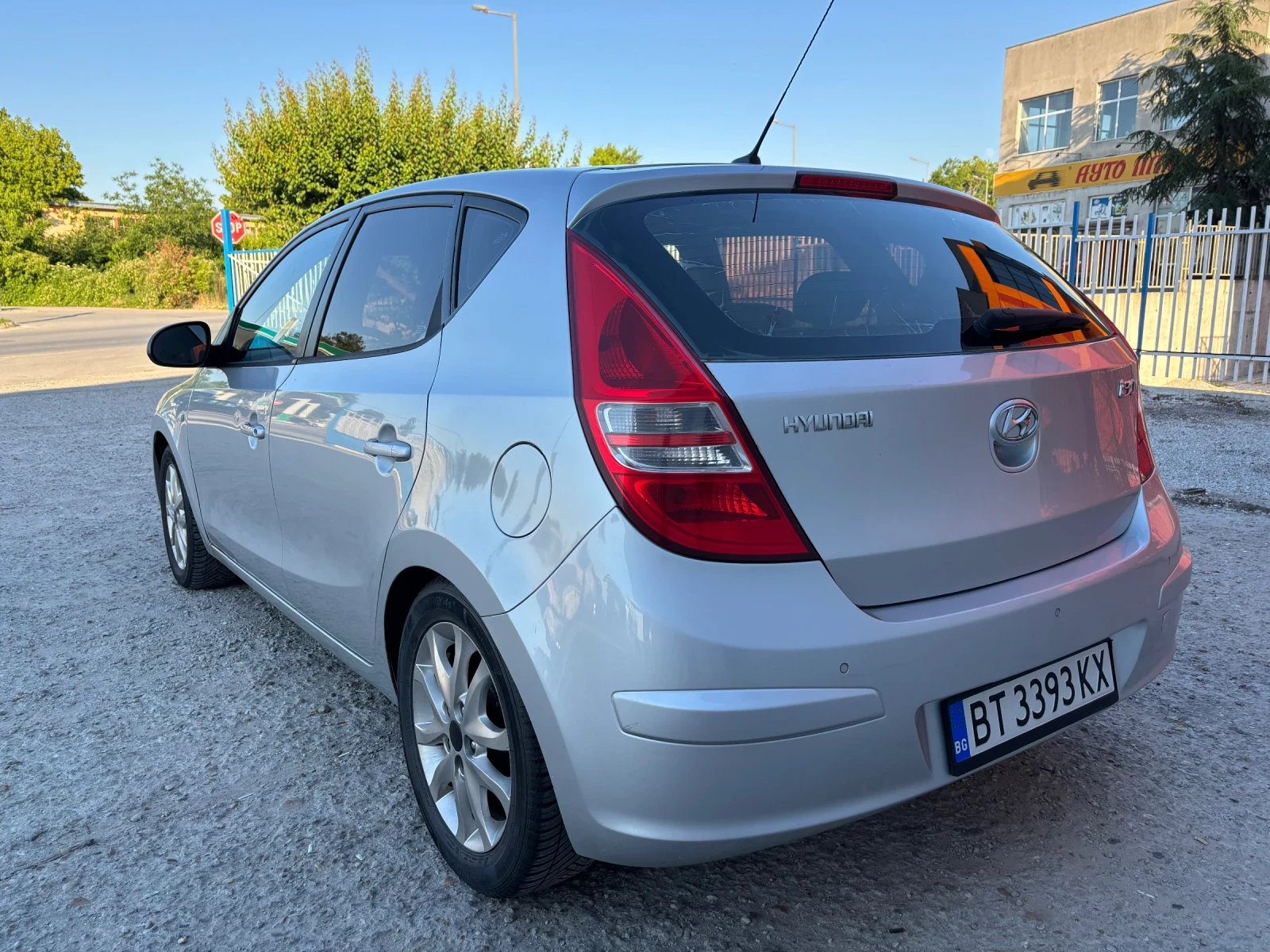 Hyundai I30 Газ/Бензин, снимка 7 - Автомобили и джипове - 55093285