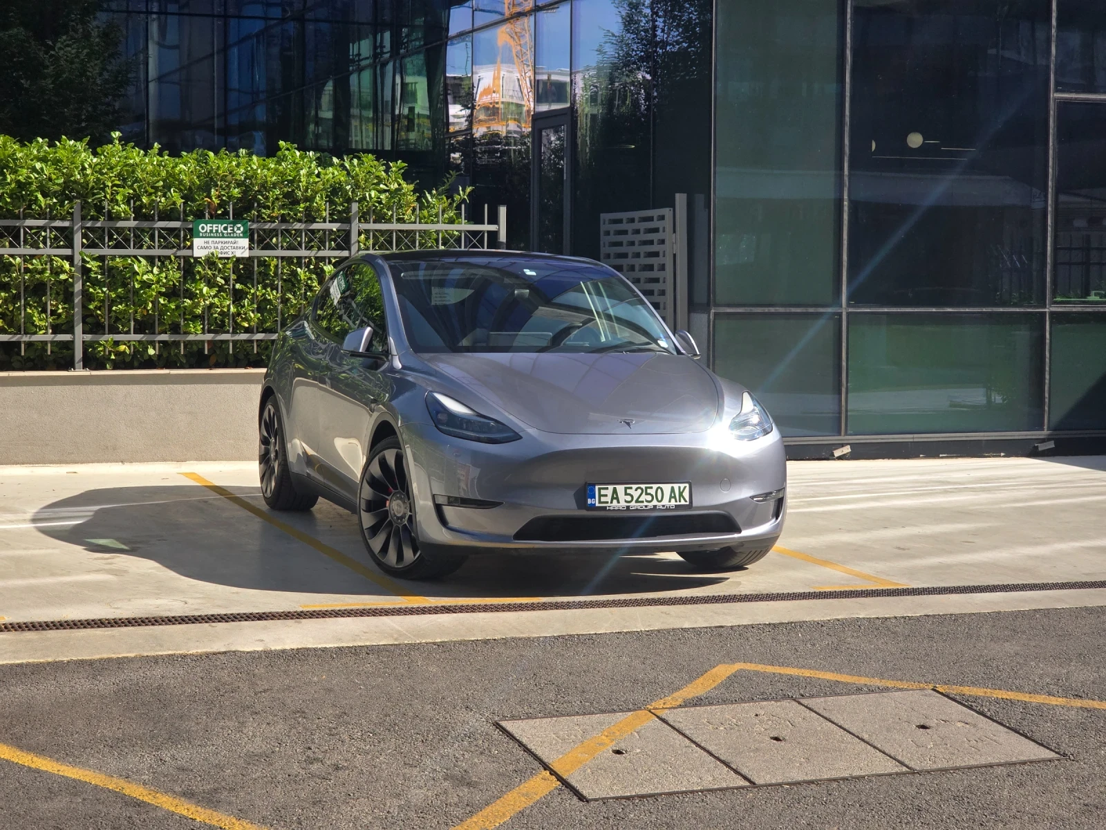 Tesla Model Y Performance - Капарирана 