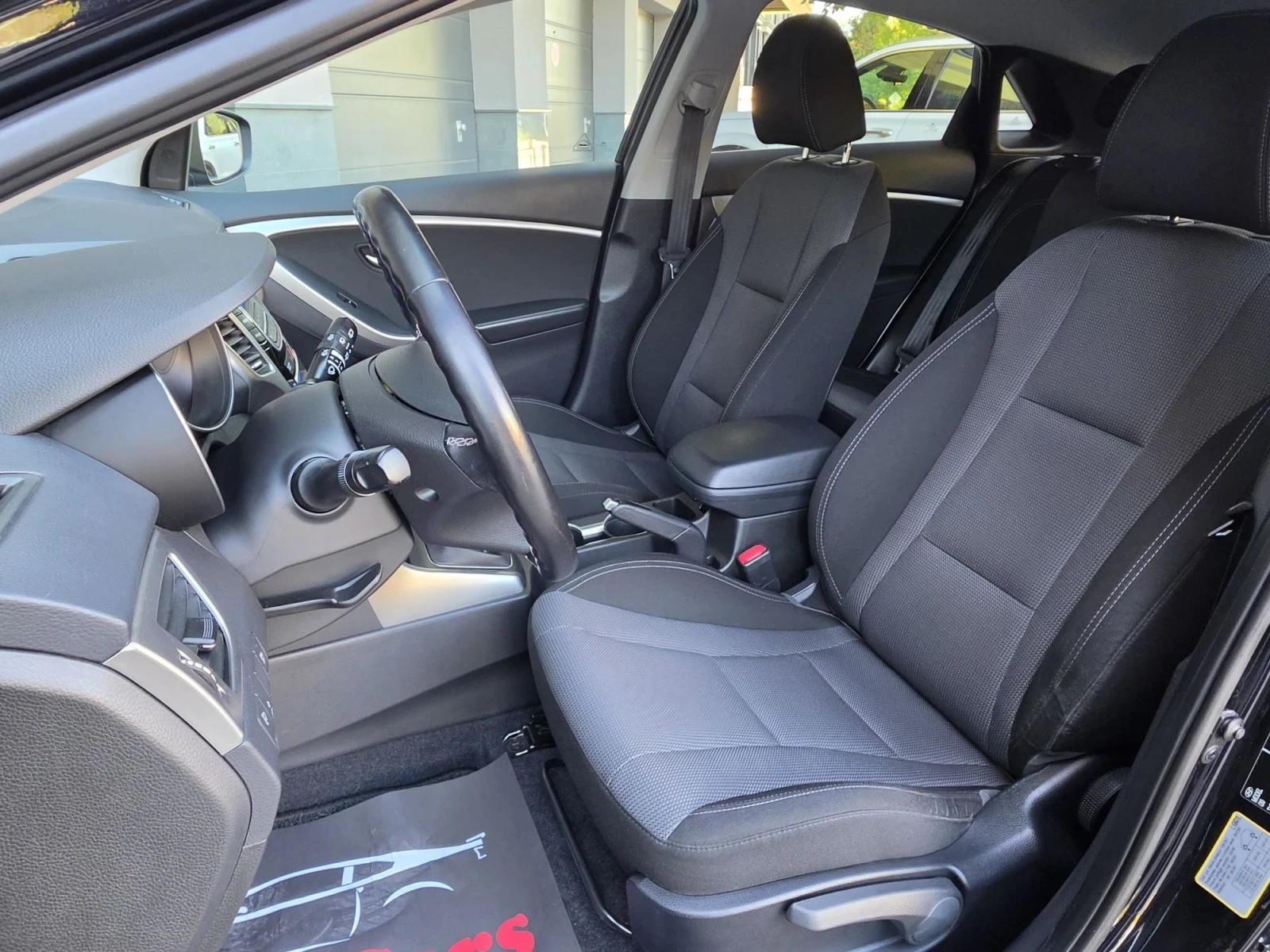 Hyundai I30 1.6# Style # | Mobile.bg � ����������� 9