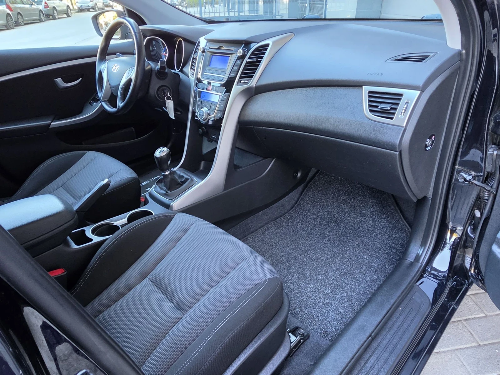 Hyundai I30 1.6# Style # | Mobile.bg � ����������� 10