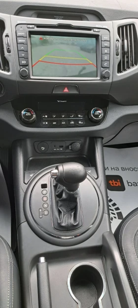 Kia Sportage 2.0i 4x4 Автомат, Кожа, Нави, камера, панорама, снимка 10