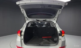 Hyundai Tucson 2.0 Diesel 4WD, снимка 12