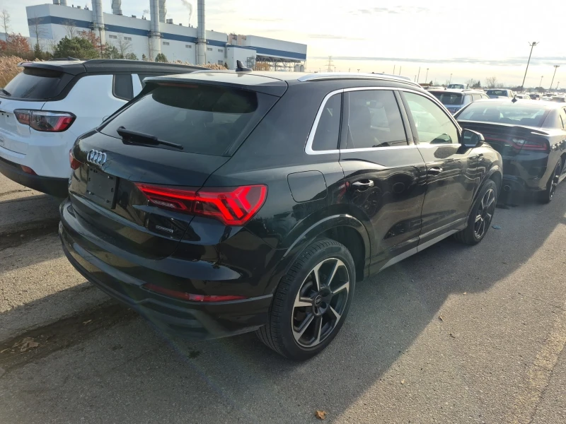 Audi Q3 * CARFAX * БЕЗ ПЪРВОНАЧАЛНА ВНОСКА, снимка 3 - Автомобили и джипове - 52590557