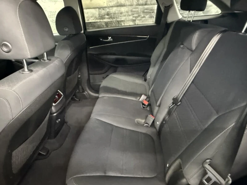 Kia Sorento МЪРТВА ТОЧКА* КАМЕРА* ПОДГРЕВ* , снимка 11 - Автомобили и джипове - 52728554