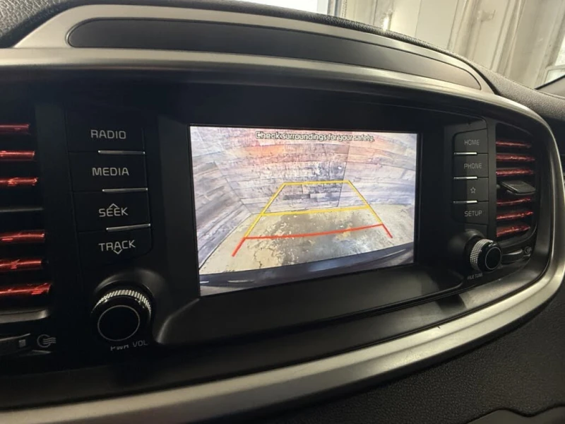 Kia Sorento МЪРТВА ТОЧКА* КАМЕРА* ПОДГРЕВ* , снимка 8 - Автомобили и джипове - 52728554