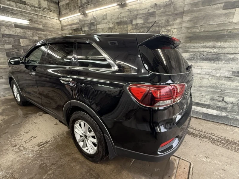 Kia Sorento МЪРТВА ТОЧКА* КАМЕРА* ПОДГРЕВ* , снимка 5 - Автомобили и джипове - 52728554