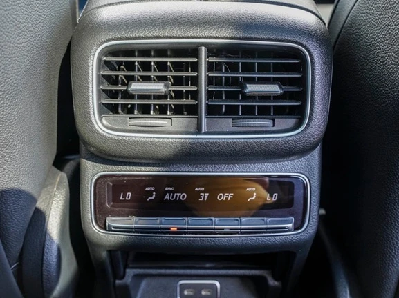 Mercedes-Benz GLE 580 4Matic = AMG Line = Premium  | Mobile.bg   11