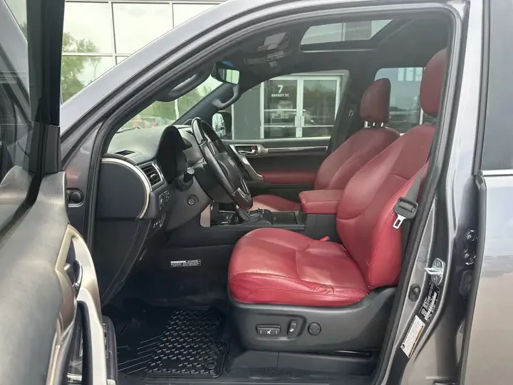 Lexus GX 460 360 КАМЕРА/ПОДГРЕВ/ОБДУХВАНЕ/СЛЕДЕНЕ НА ЛЕНТИ - изображение 8