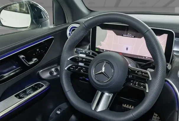 Mercedes-Benz GLC 400 e 4Matic = AMG Line = Advanced Plus Гаранция - изображение 8