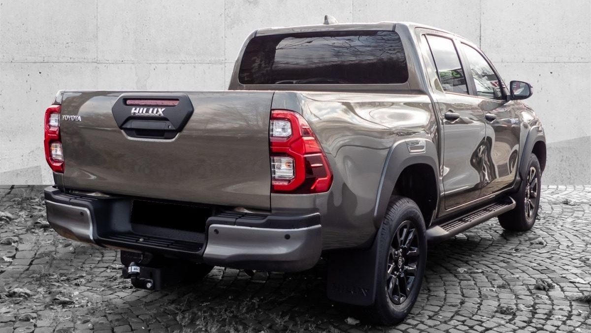 Toyota Hilux 4×4 Double Cab = Invincible= Гаранция - изображение 2