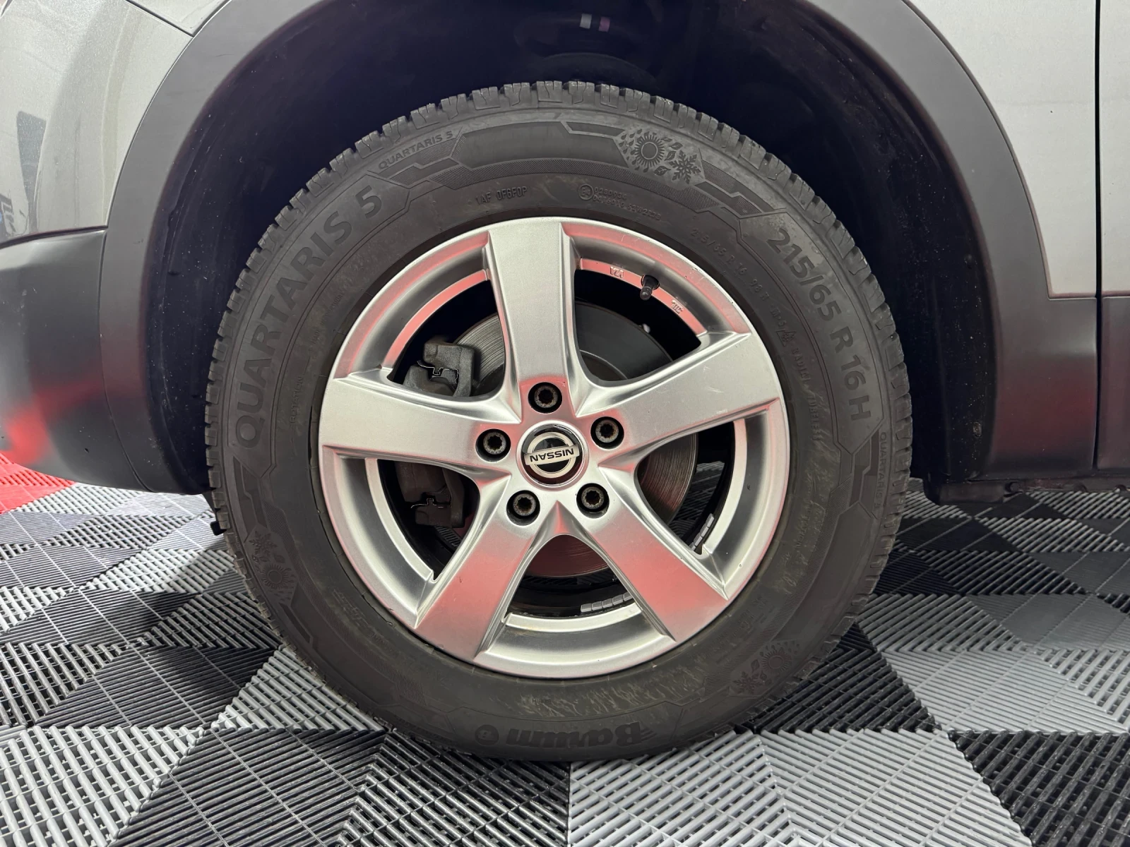 Nissan Qashqai 1.6 DCI TEKNA - 177.000 �� ��� �������� �������! | Mobile.bg � ����������� 16