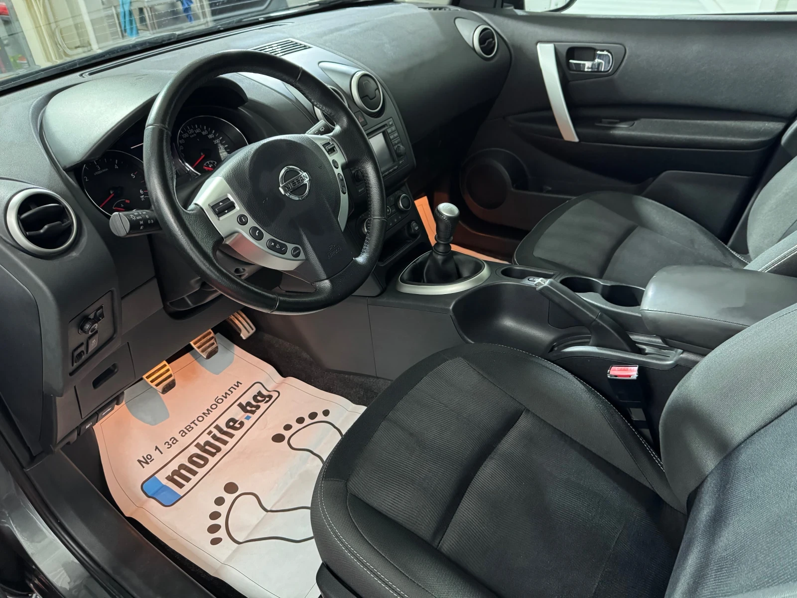 Nissan Qashqai 1.6 DCI TEKNA - 177.000 �� ��� �������� �������! | Mobile.bg � ����������� 8