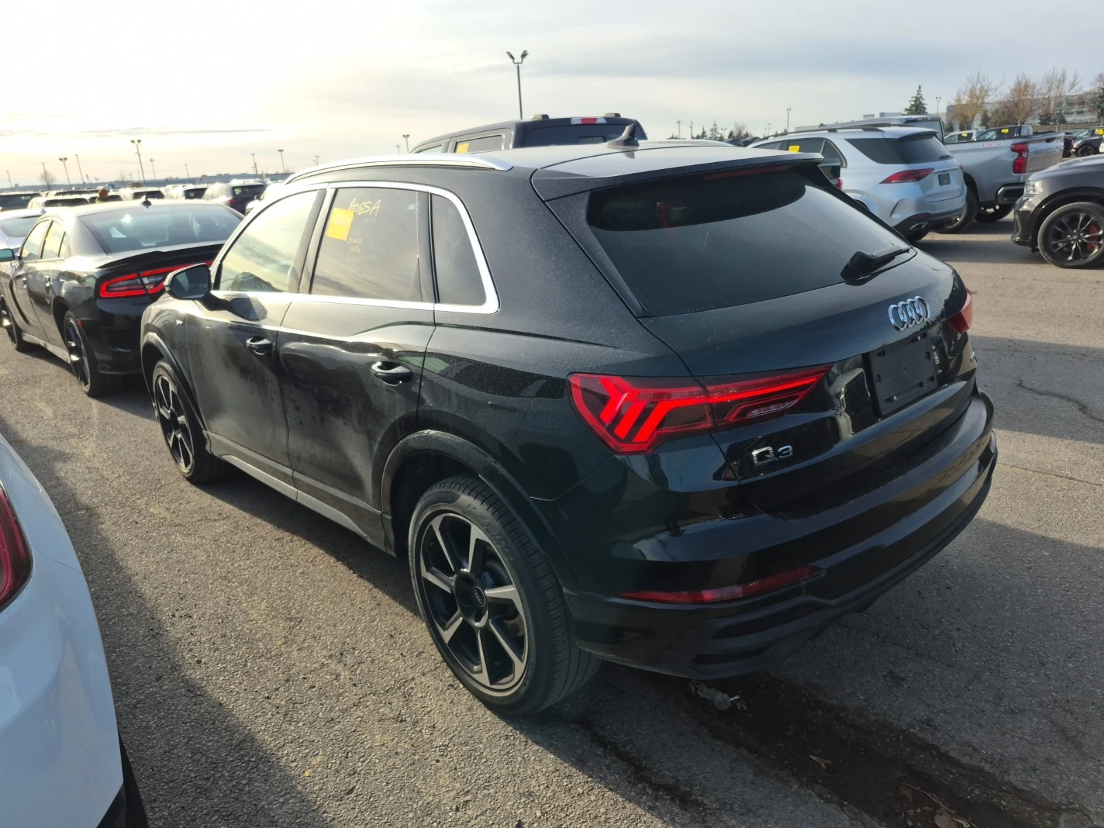 Audi Q3 * CARFAX *    | Mobile.bg   4