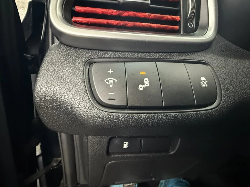 Kia Sorento  * * *  | Mobile.bg   13