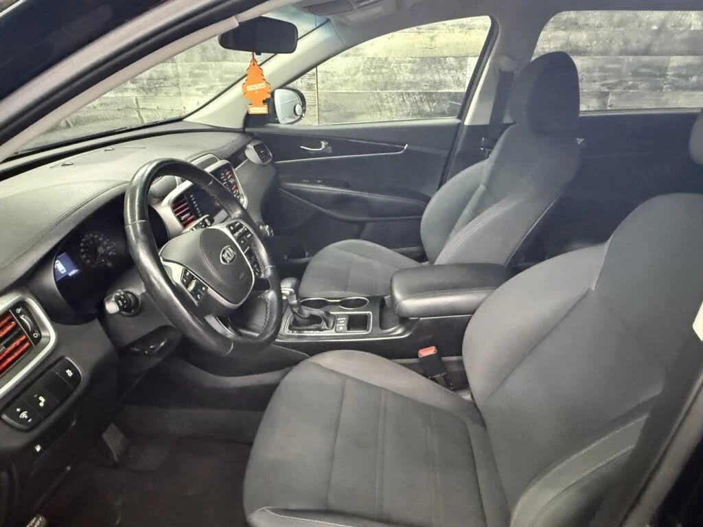 Kia Sorento  * * *  | Mobile.bg   9