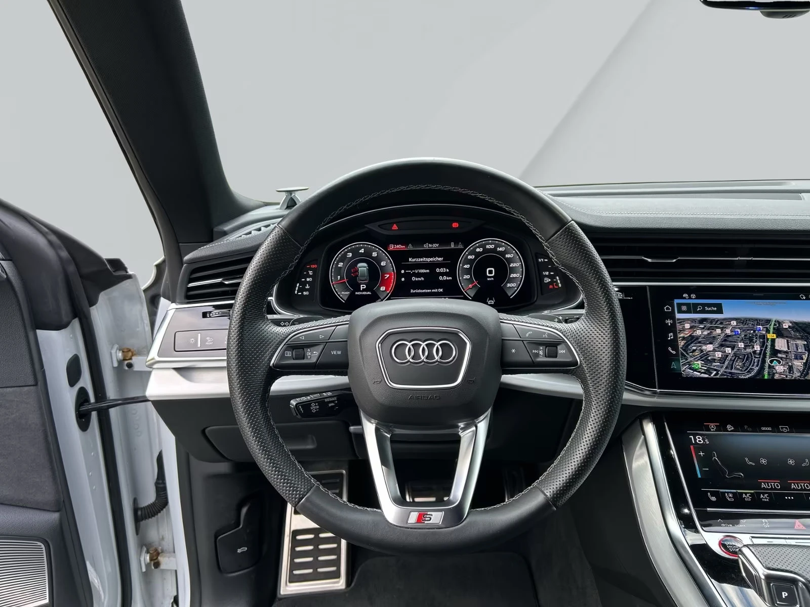 Audi SQ8 507HP/MATRIX/23/ОБДУХ/B&O/PANO/360/981v - изображение 10