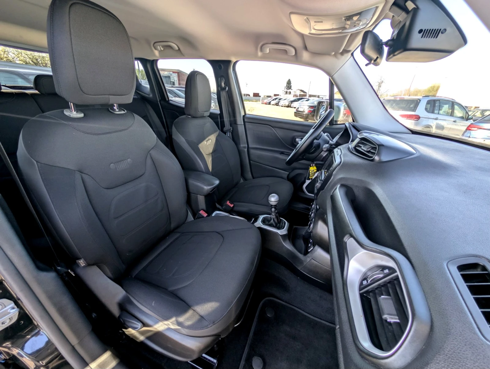 Jeep Renegade 1.6Mjet 120к.с Limited, снимка 14 - Автомобили и джипове - 54317185