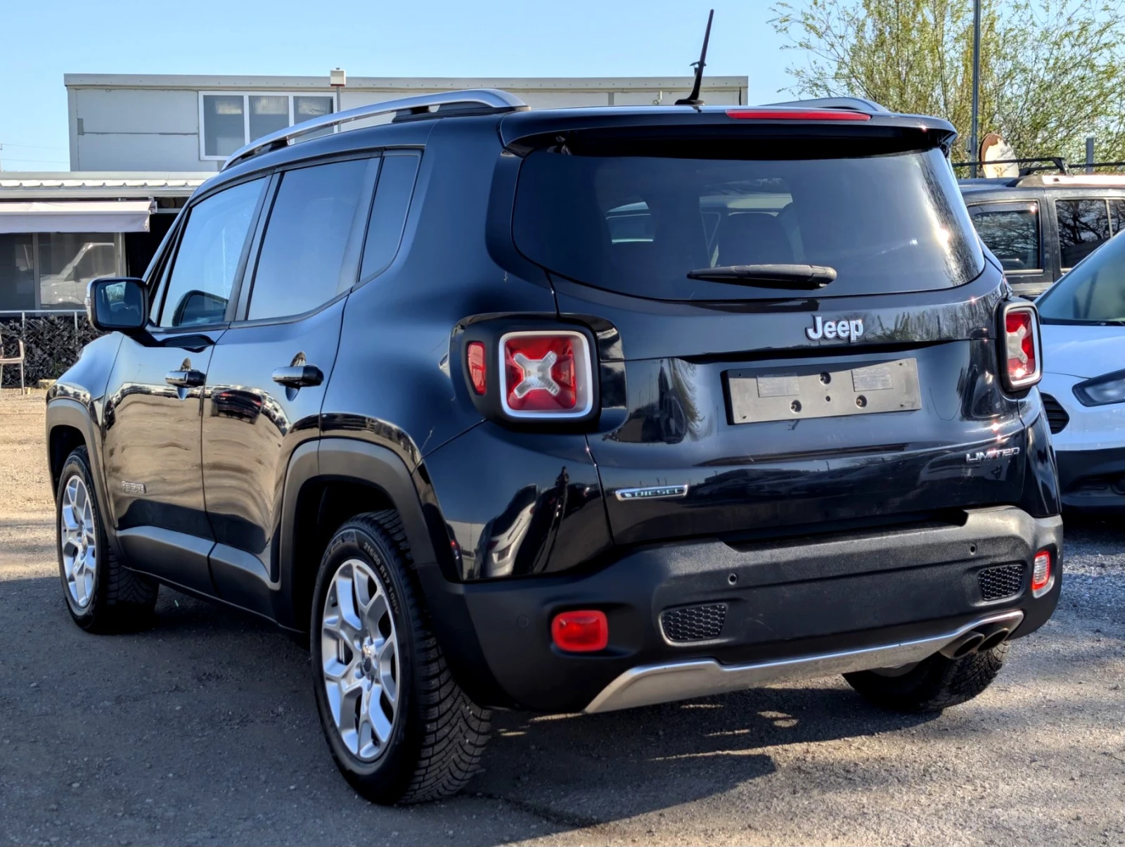 Jeep Renegade 1.6Mjet 120к.с Limited, снимка 4 - Автомобили и джипове - 54317185