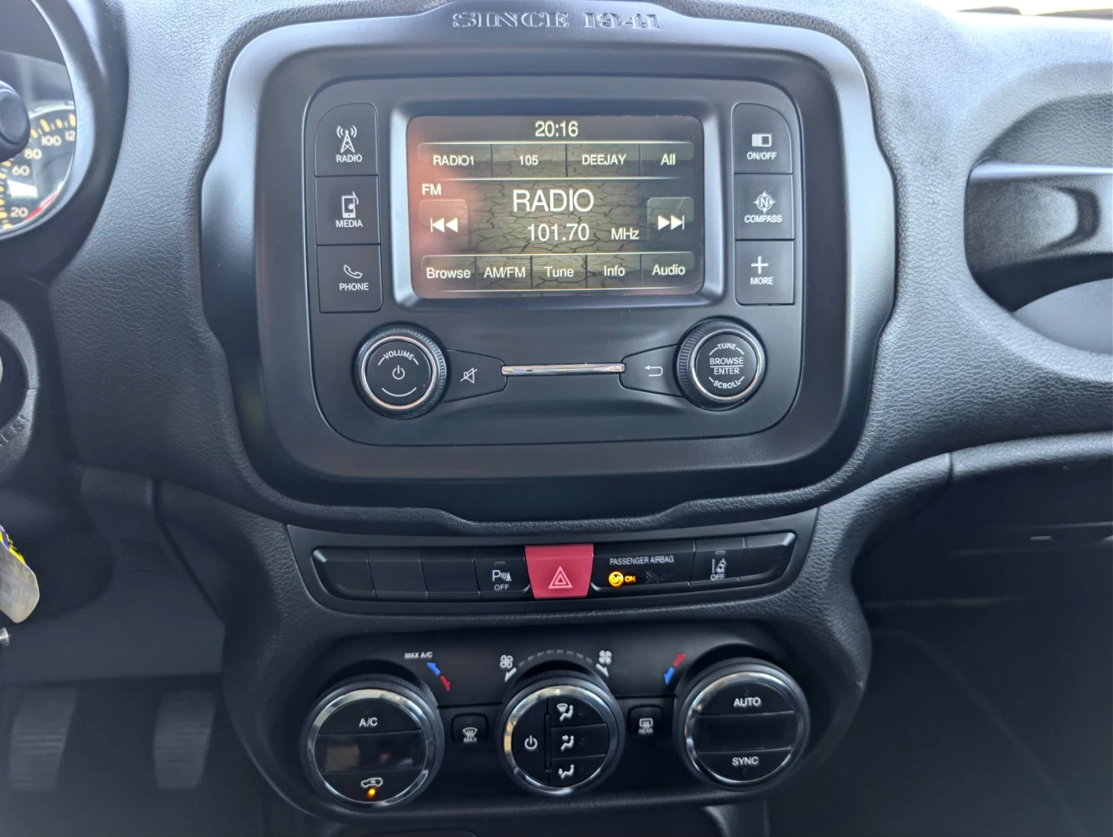 Jeep Renegade 1.6Mjet 120к.с Limited, снимка 10 - Автомобили и джипове - 54317185