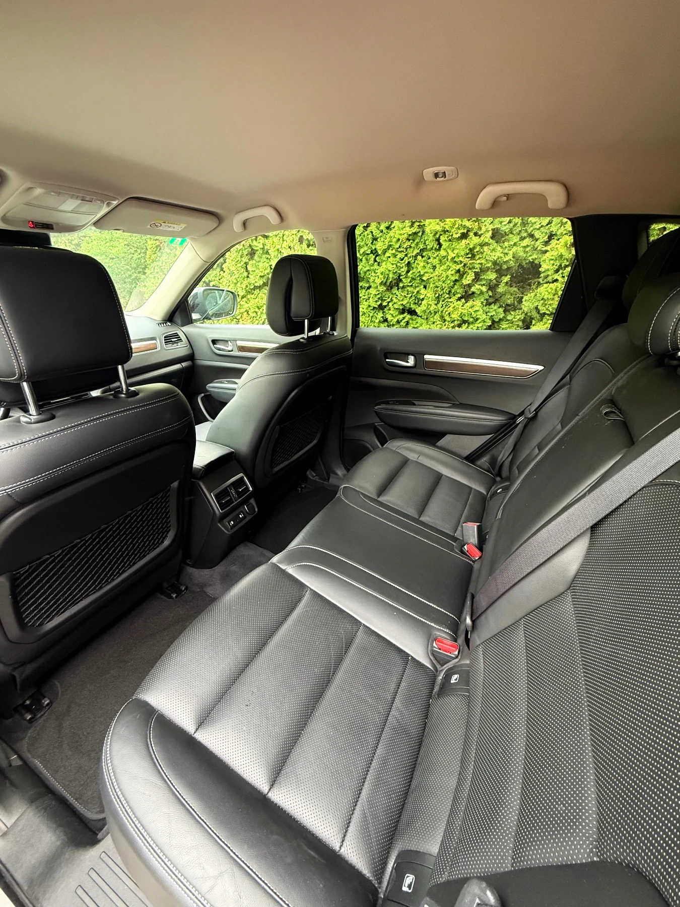 Renault Koleos 2.0DCI/LED/Limited/Aut/4x4/, снимка 11 - Автомобили и джипове - 54357323