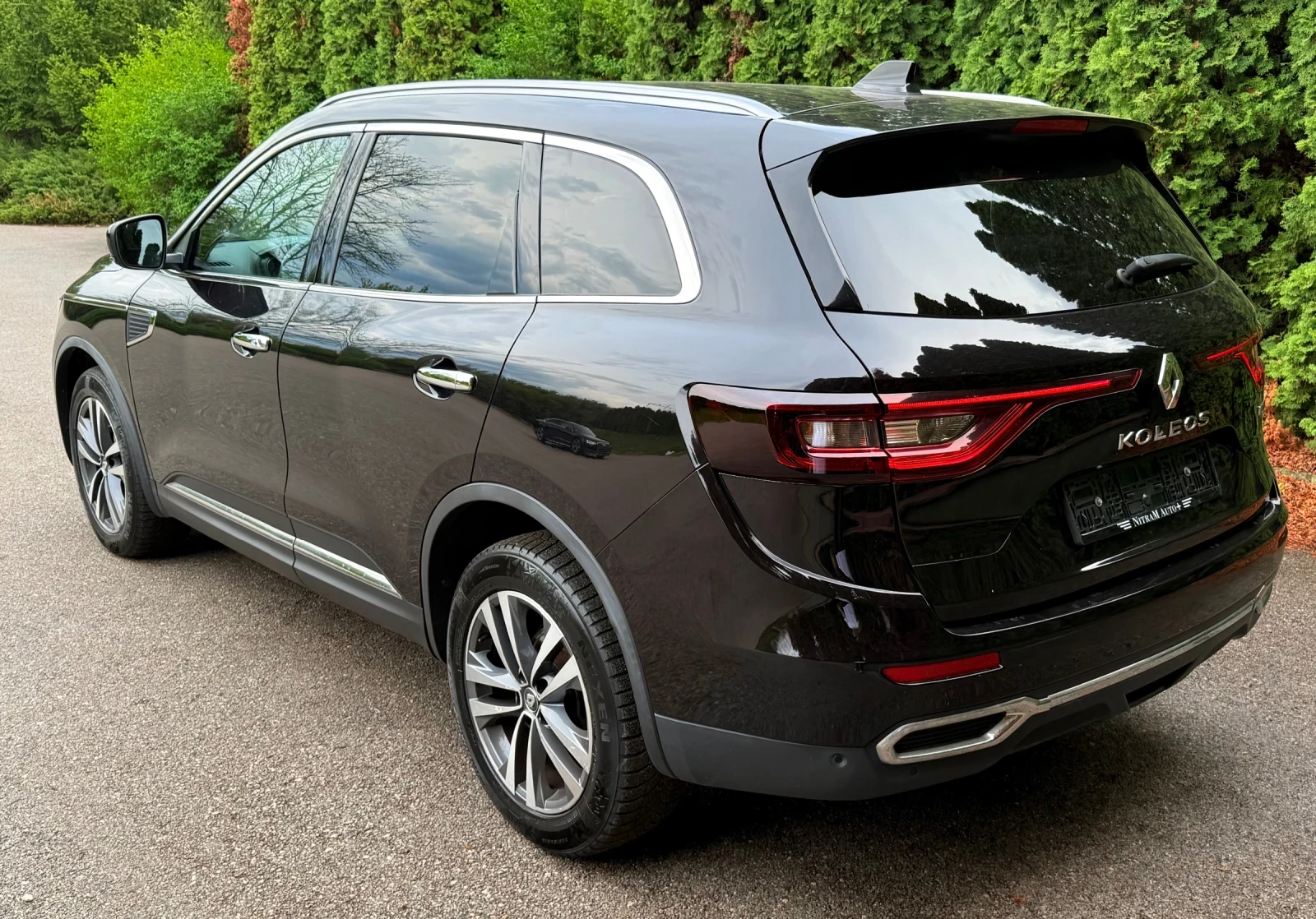 Renault Koleos 2.0DCI/LED/Limited/Aut/4x4/, снимка 13 - Автомобили и джипове - 54357323