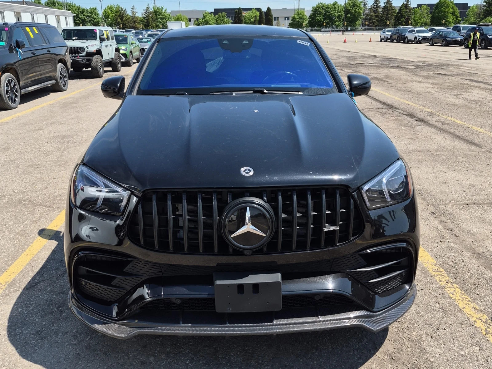 Mercedes-Benz GLE 63 S AMG CARFAX * АВТО КРЕДИТ * ПРОГНОЗНА ЦЕНА ДО БГ * , снимка 3 - Автомобили и джипове - 54692530