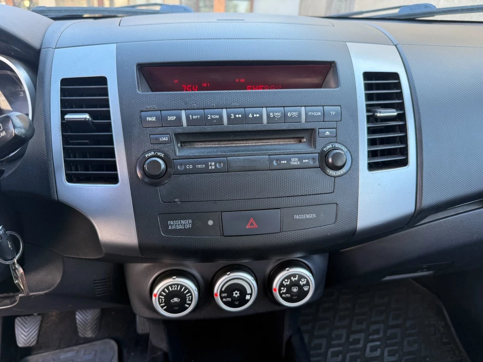 Citroen C-Crosser, снимка 9 - Автомобили и джипове - 55149964