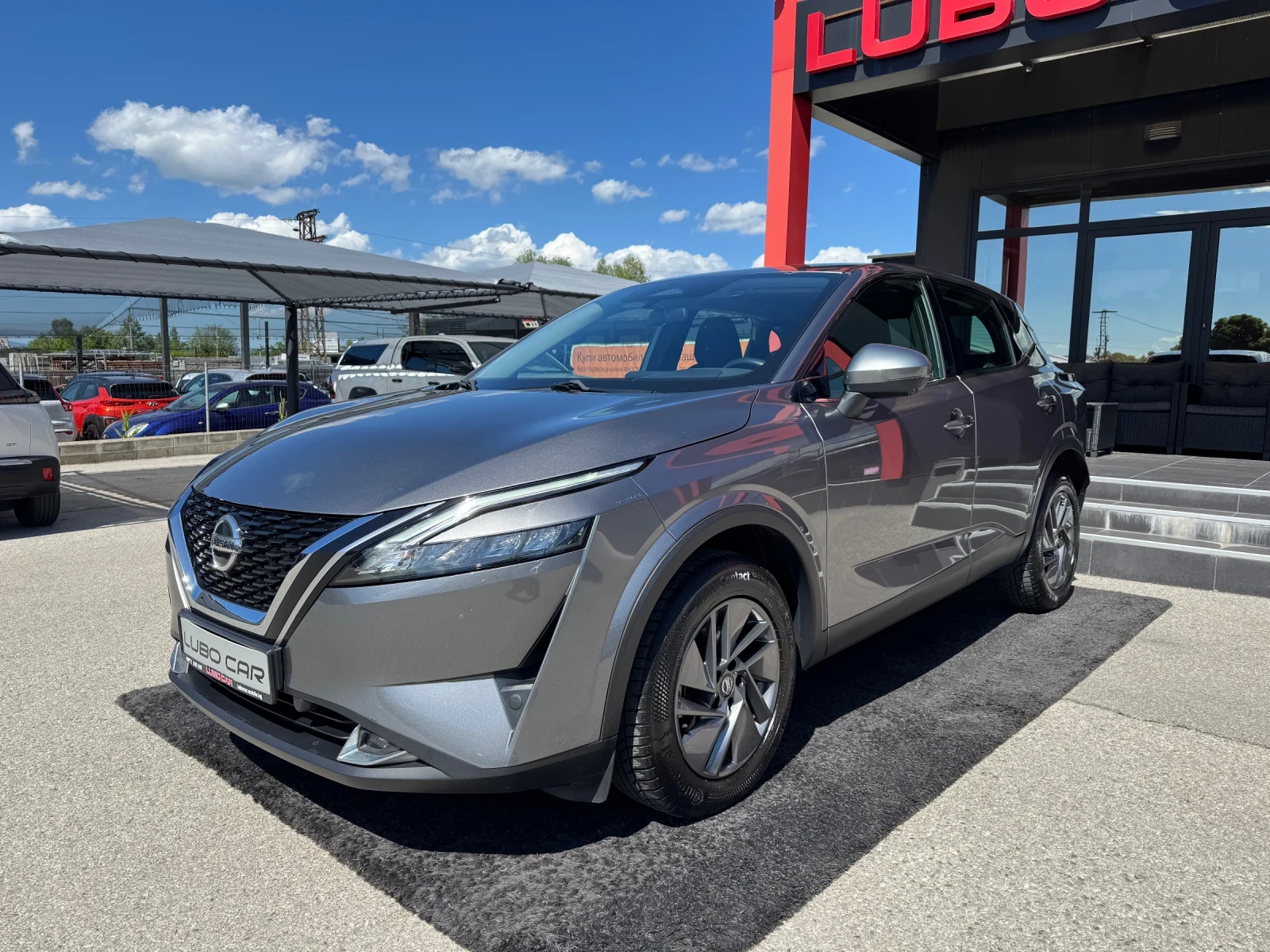 Nissan Qashqai 1.3i-HYBRID-АUT-KEYLESS-BLIND SPOT-360 CAM, снимка 2 - Автомобили и джипове - 54955680