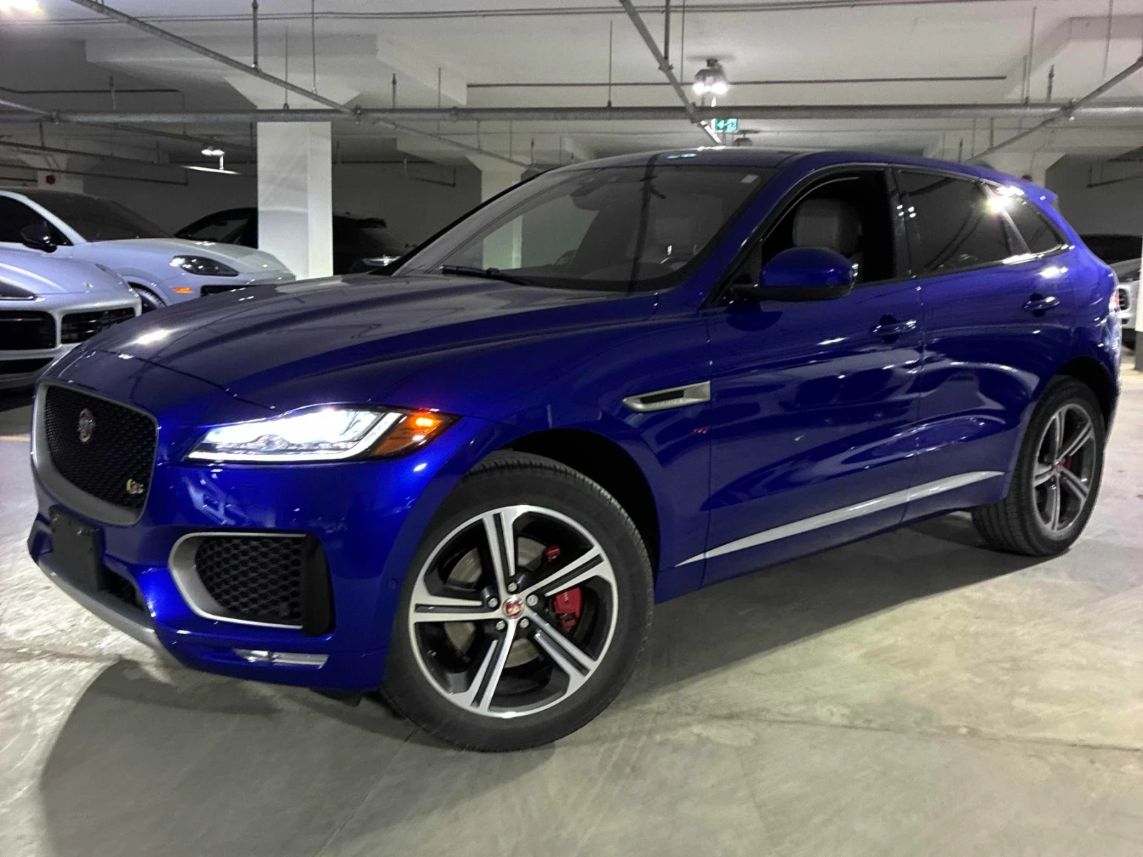Jaguar F-PACE F-PACE S * KEYLESS* ПОДГРЕВ* CARFAX , снимка 2 - Автомобили и джипове - 55046386
