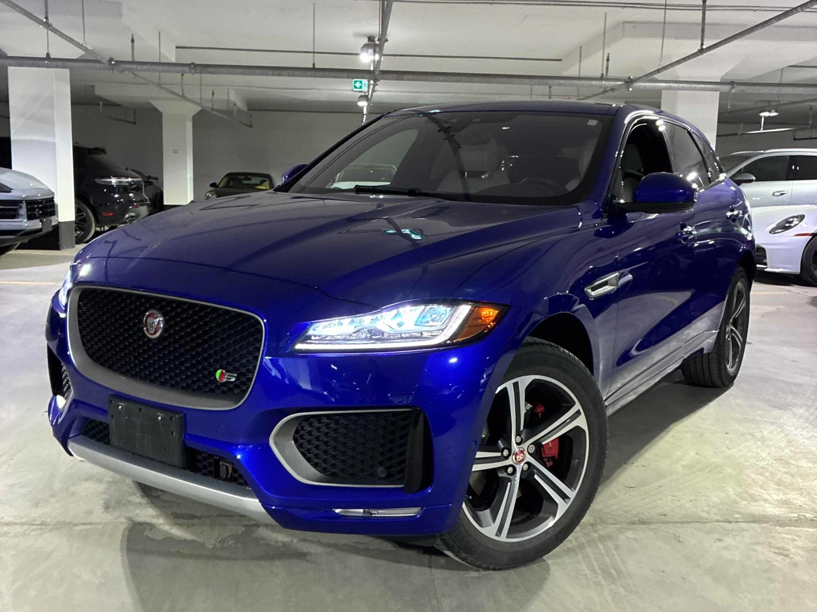 Jaguar F-PACE F-PACE S * KEYLESS* ПОДГРЕВ* CARFAX , снимка 3 - Автомобили и джипове - 55046386