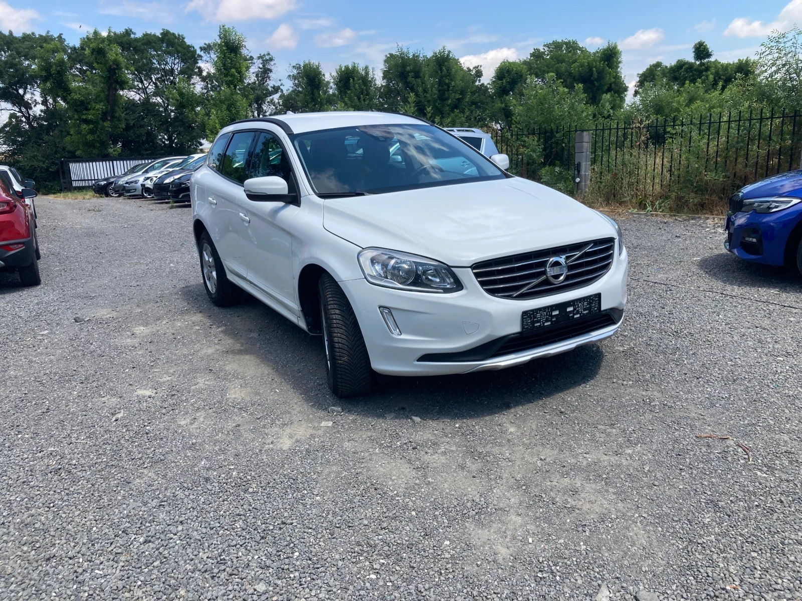 Volvo XC60 FACELIFT, снимка 2 - Автомобили и джипове - 55153863