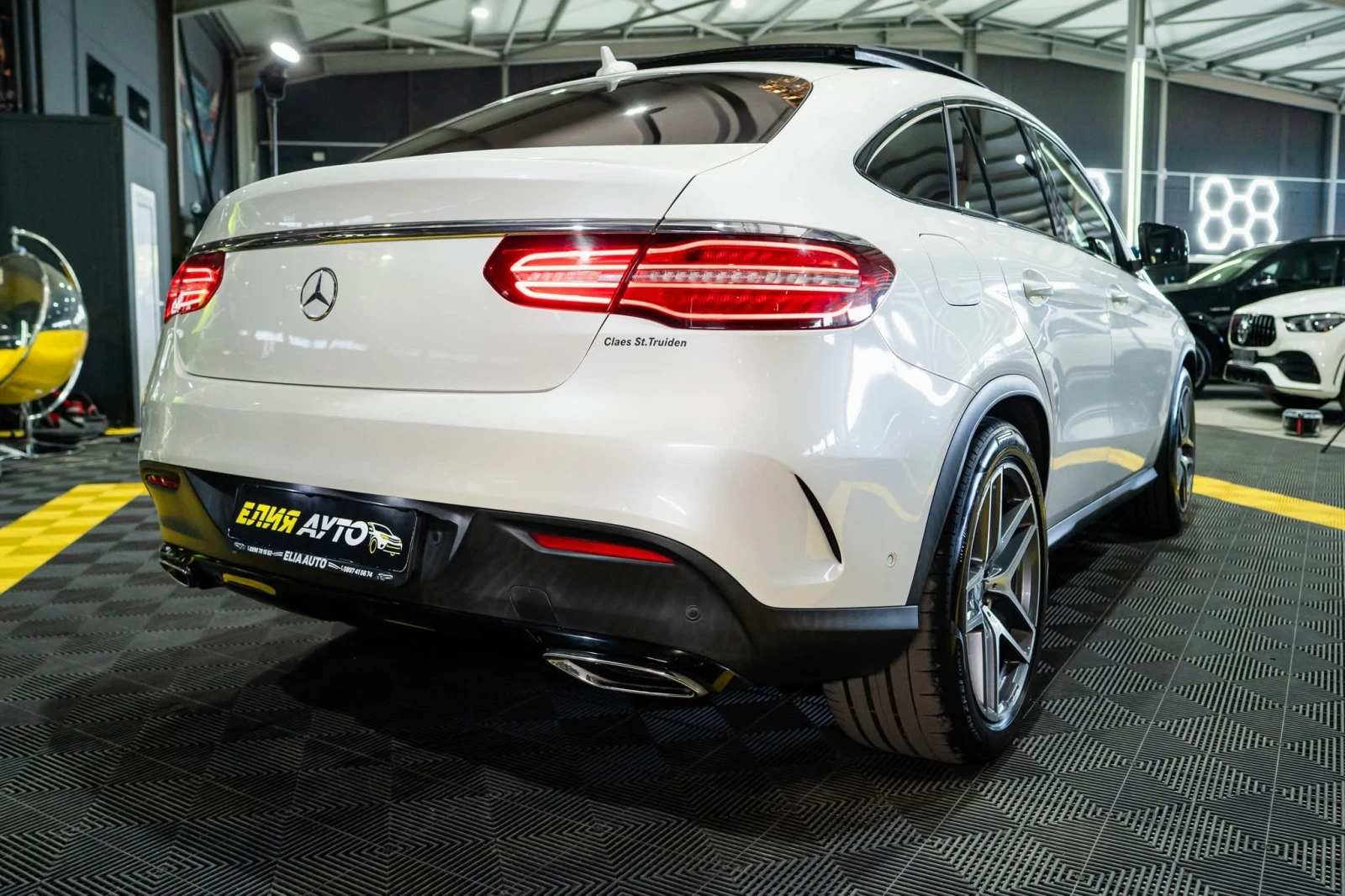 Mercedes-Benz GLE 350 D COUPE AMG LINE LED ПАНО H&K ЛИЗИНГ 100%, снимка 9 - Автомобили и джипове - 56201552