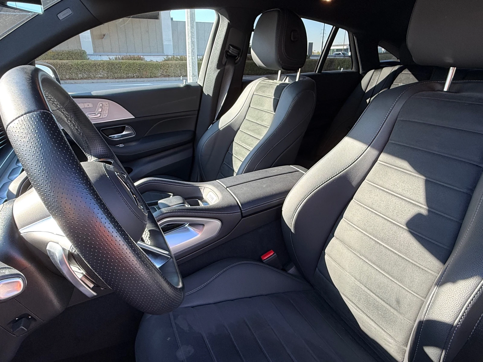 Mercedes-Benz GLE 300 d 4MATIC Coupe, снимка 12 - Автомобили и джипове - 56376883