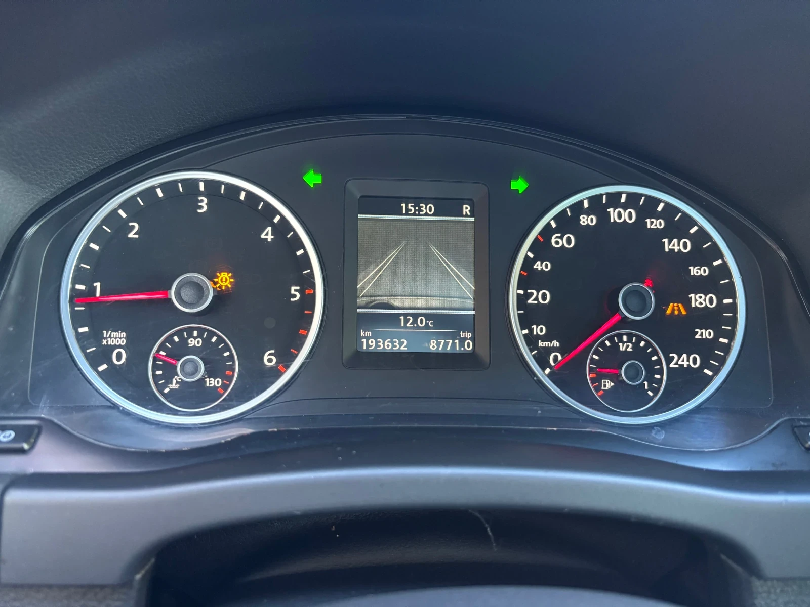 VW Tiguan 2.0 TDI R LINE FULL | Mobile.bg � ����������� 9