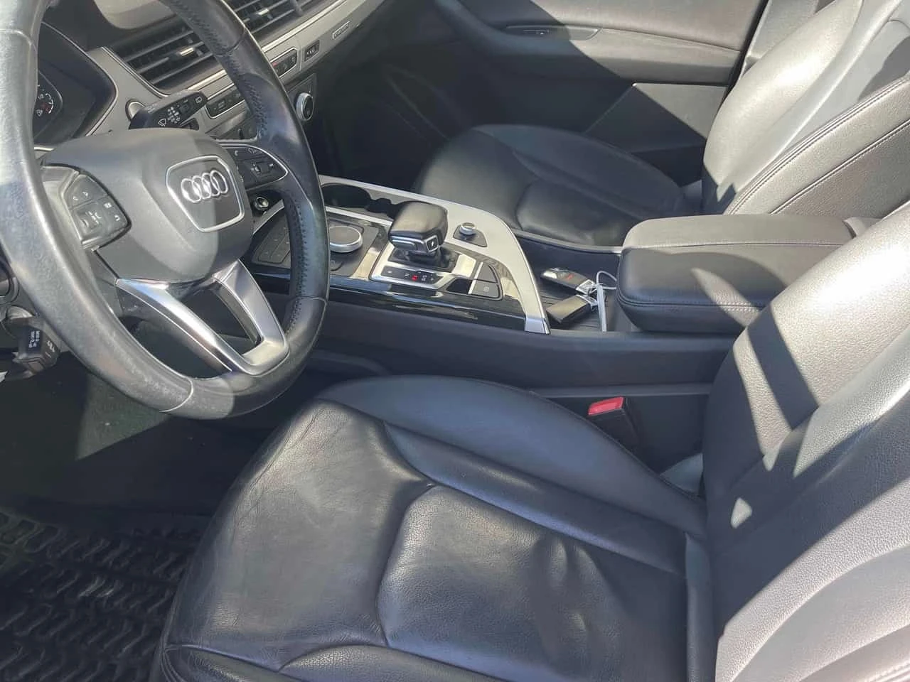 Audi Q7 * 3.0T Komfort * CARFAX * ����� �� ����������� *  | Mobile.bg � ����������� 5
