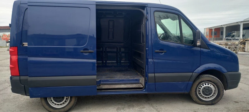 VW Crafter, снимка 9 - Бусове и автобуси - 53438059