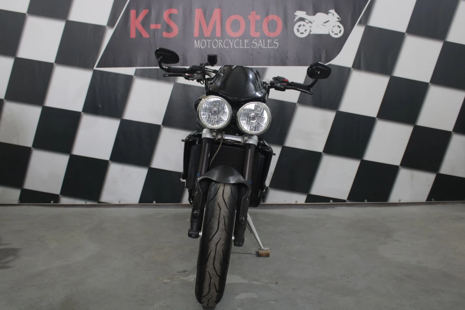 Triumph Speed Triple 675 2010г., снимка 5 - Мотоциклети и мототехника - 53892200