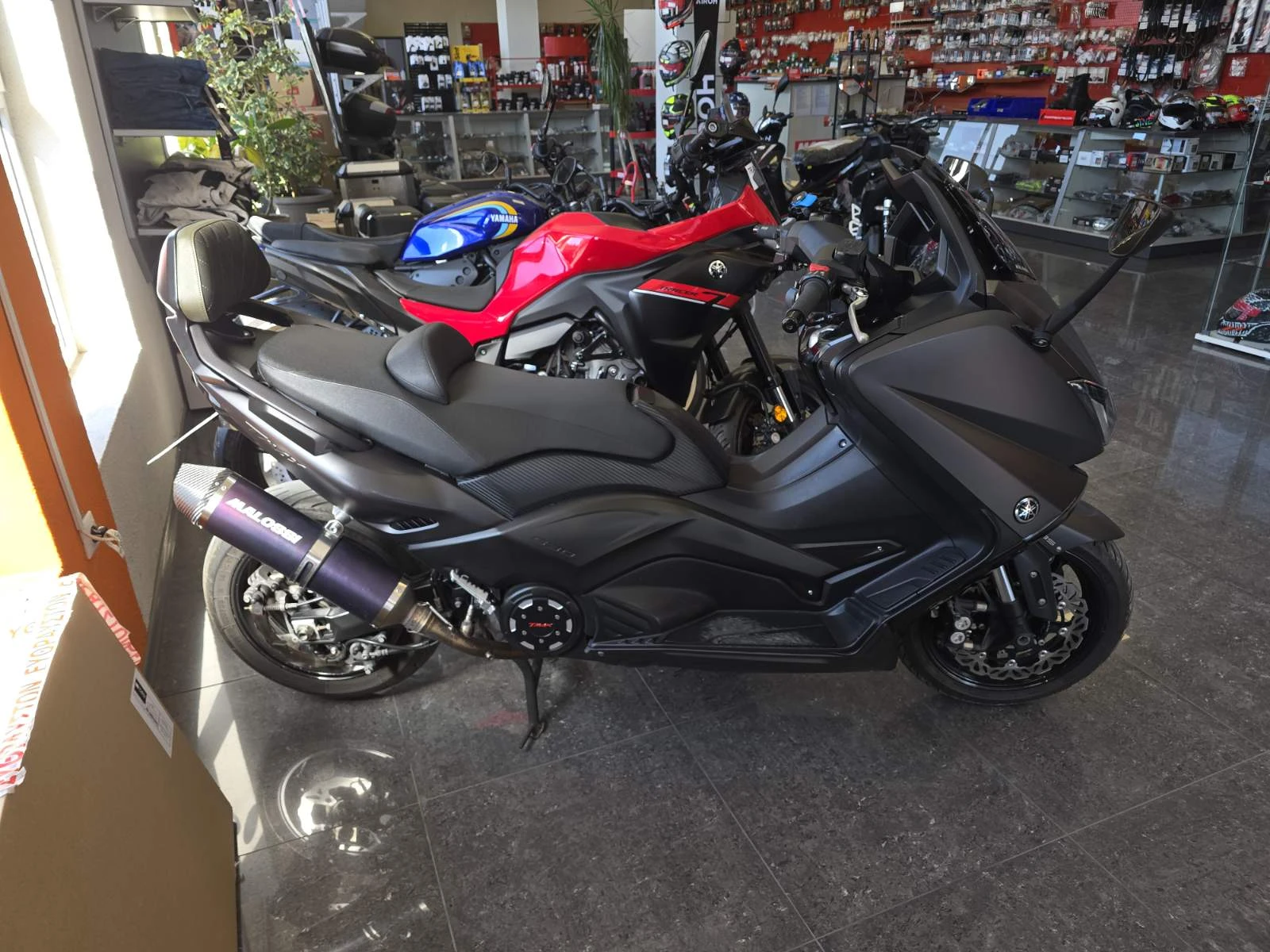Yamaha T-max, снимка 3 - Мотоциклети и мототехника - 55900119